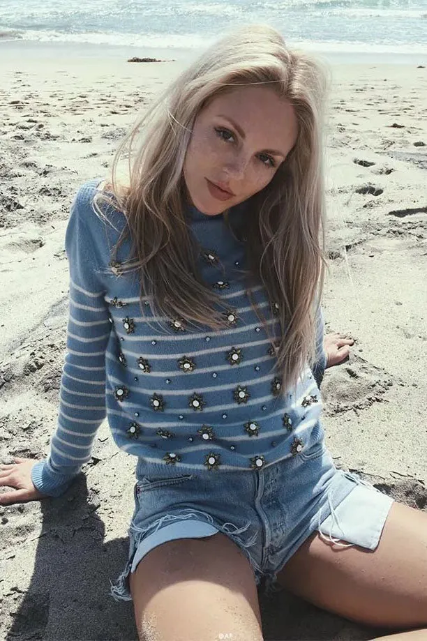 Curled Pure Color High Waist Denim Slim Shorts