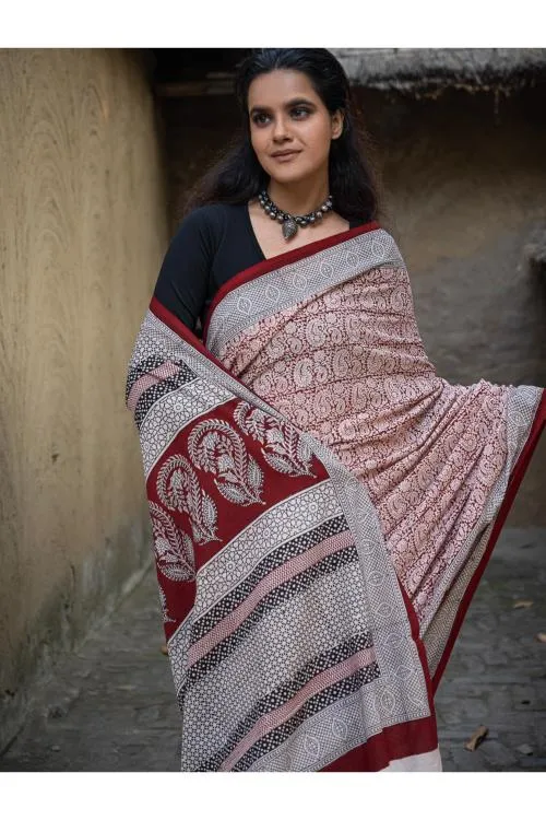 Exclusive Bagh Hand Block Printed Cotton Saree - White Paisleys