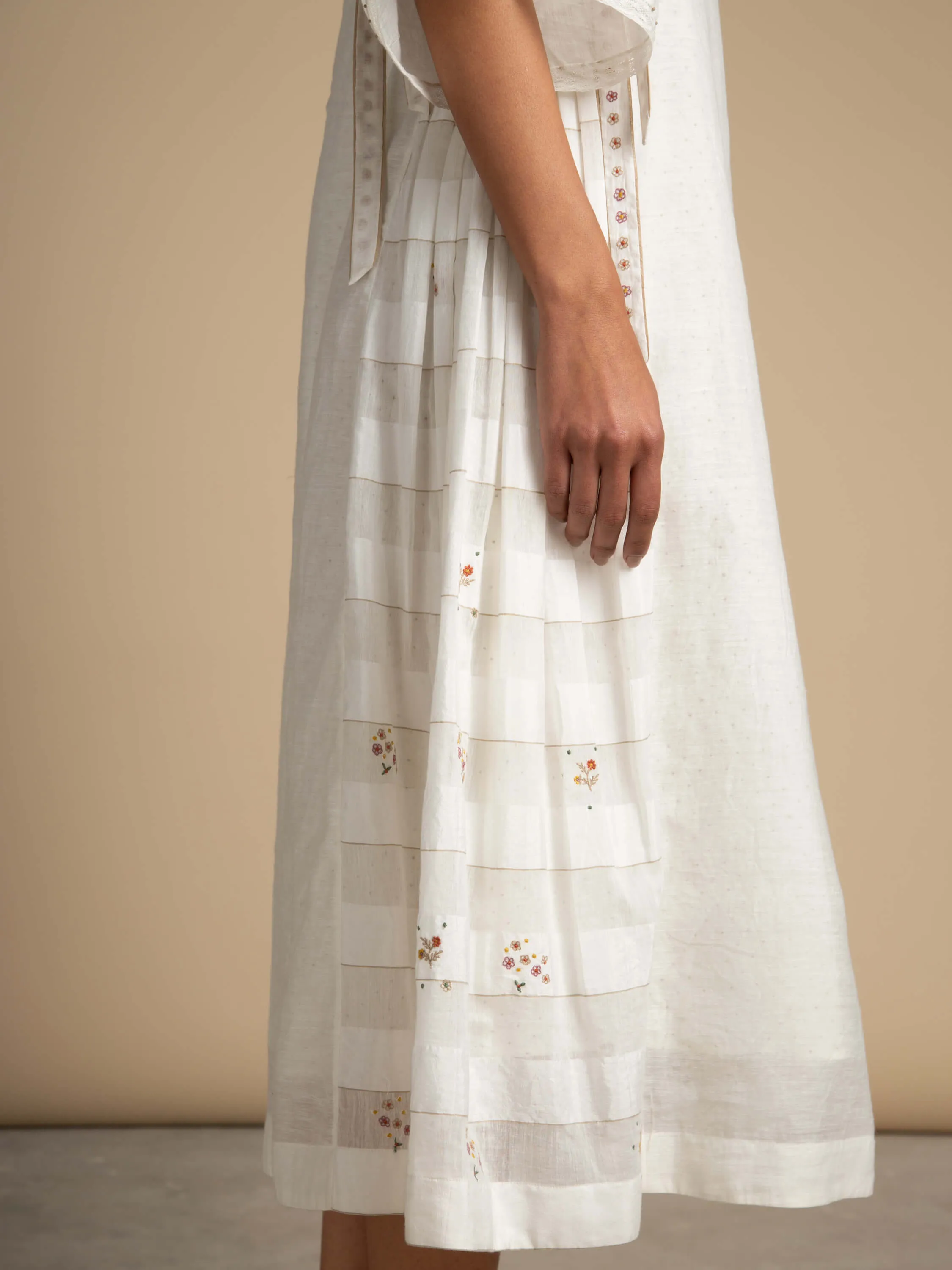 Quaint Days Bow Dress